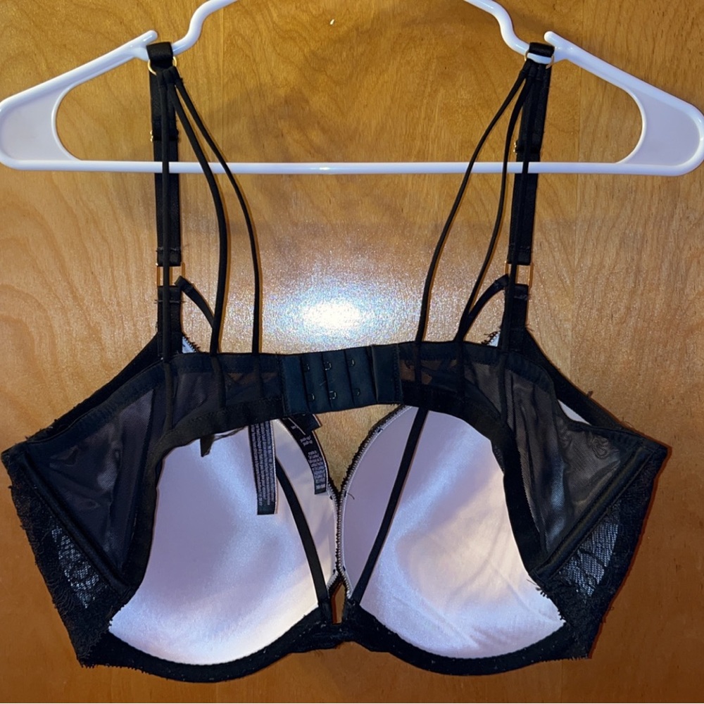 Victorias Secret Bra - Picture 7 of 9